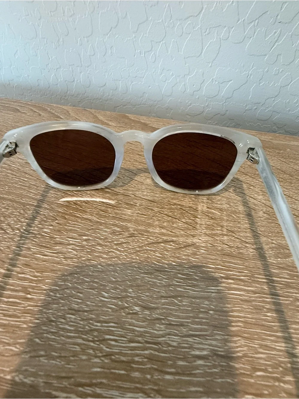 MADEWELL Ashcroft Clear Light Grey Marble Sunglasses Black Lenses Eyewear